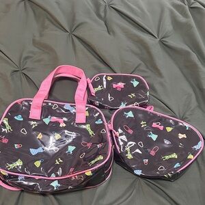 Liz Claiborne Black and Pink Cosmetic Bag Set